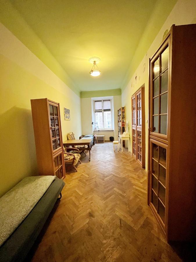 Old Town Rooms Wielopole Kraków Eksteriør billede