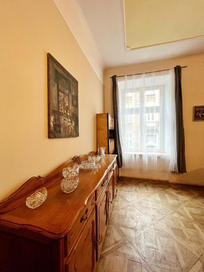 Old Town Rooms Wielopole Kraków Eksteriør billede
