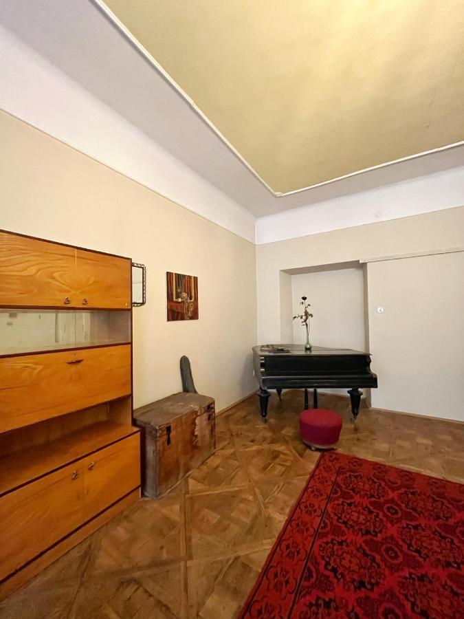 Old Town Rooms Wielopole Kraków Eksteriør billede