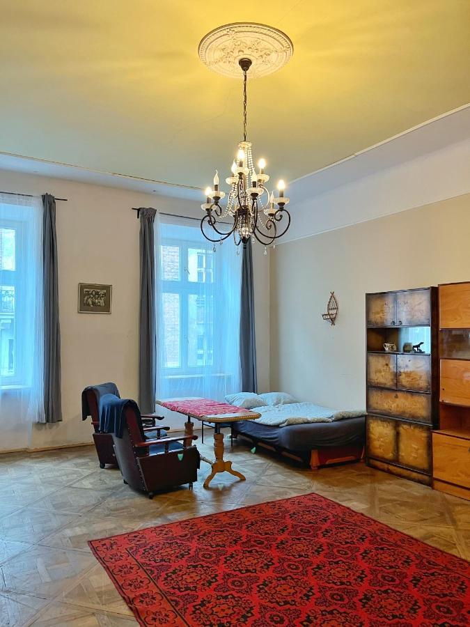 Old Town Rooms Wielopole Kraków Eksteriør billede